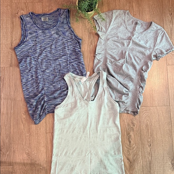 ((3 PIECE)) ATHLETA WOMENS WORKOUT TOP BUNDLE SIZE LARGE ALL EEEUC - Picture 1 of 9